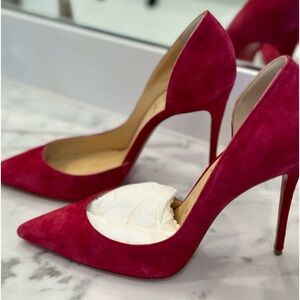 New! Christian Louboutin. Never been worn! IRIZA 100 veau velours,size 38